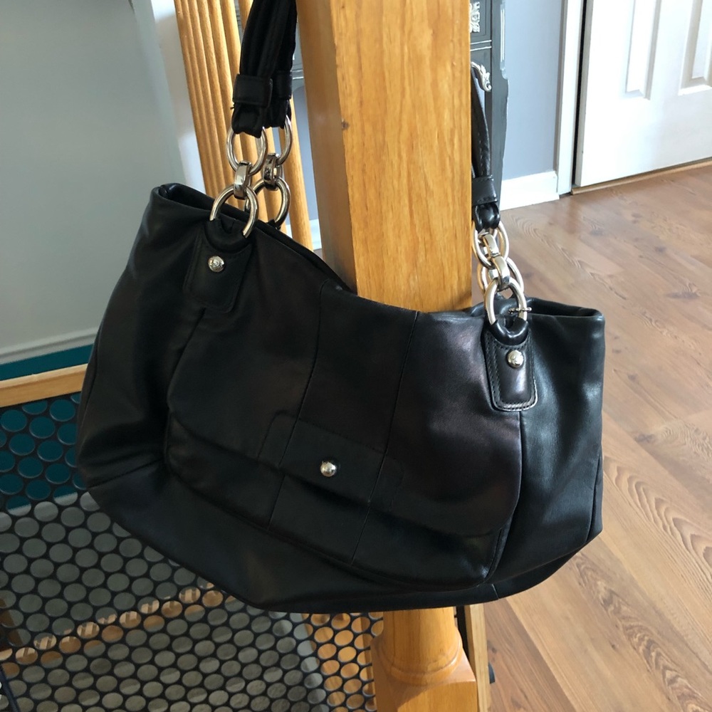 Black coach shoulder bag!